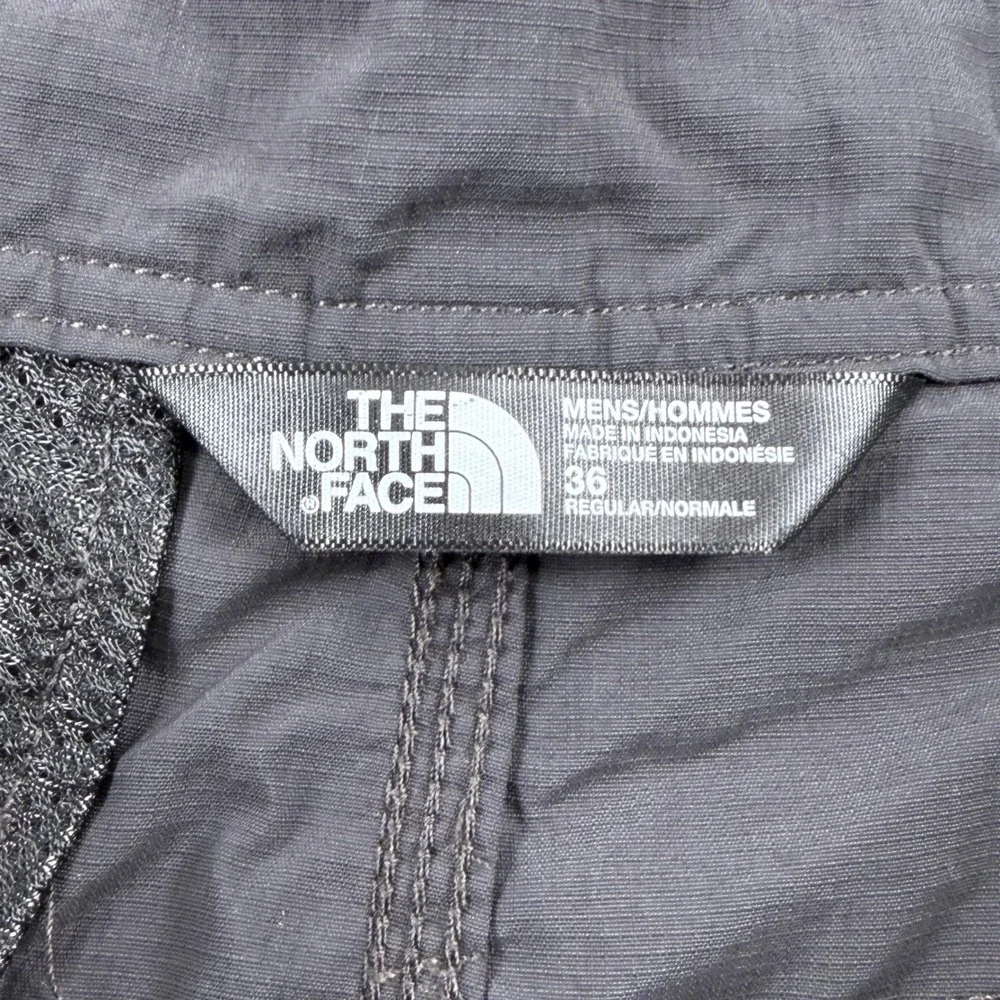 The North Face Shorts Mens 36* Gray Ripstop Hiking Outdoor Nylon CFT2 TCN3/TMN3